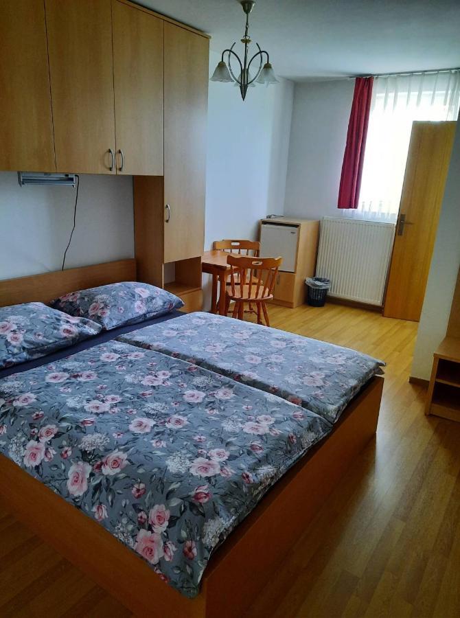Vodice Tourist Farm Lavricヴィラ エクステリア 写真