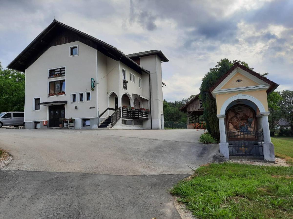 Vodice Tourist Farm Lavricヴィラ エクステリア 写真